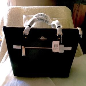 Coach Gallery Tote, Black